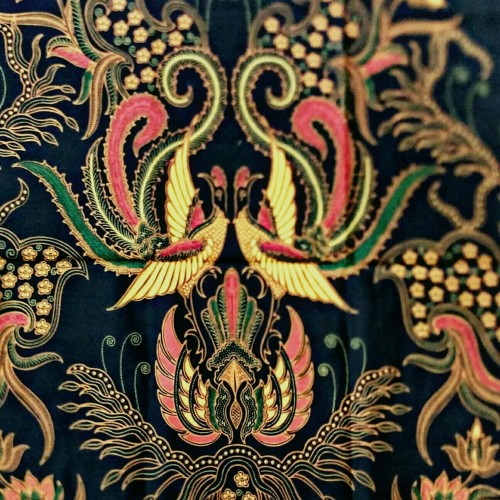 Detail Gambar Batik Trusmi Cirebon Nomer 19