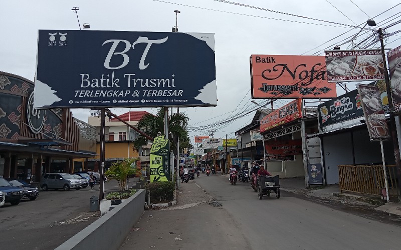 Download Gambar Batik Trusmi Cirebon Nomer 33