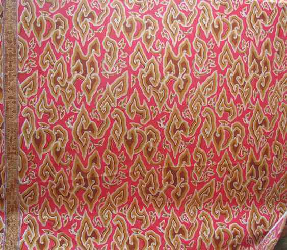 Detail Gambar Batik Trusmi Cirebon Nomer 8