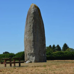 Detail Gambar Batu Menhir Nomer 7