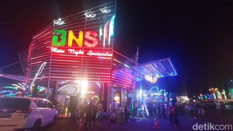 Detail Gambar Batu Night Spectacular Malang Nomer 16