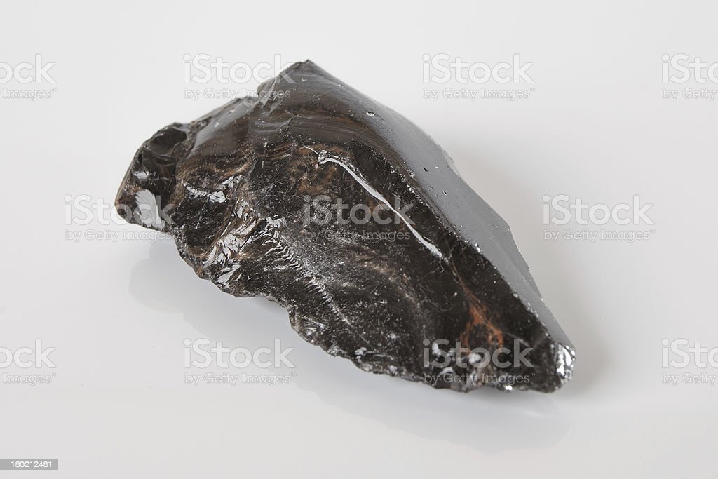 Detail Gambar Batu Obsidian Nomer 11