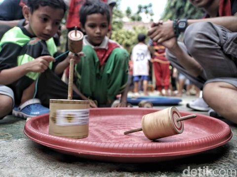 Detail Gambar Batu Permainan Cublak Cublak Suweng Nomer 13