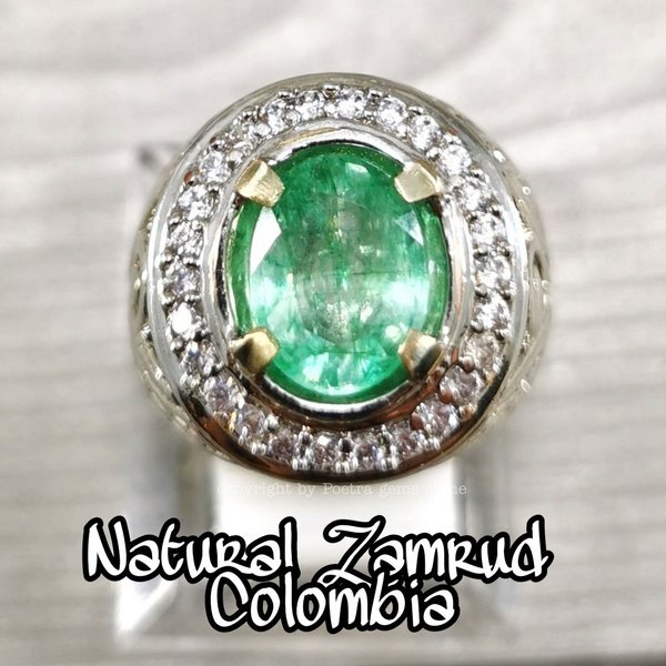 Detail Gambar Batu Zamrud Colombia Nomer 25