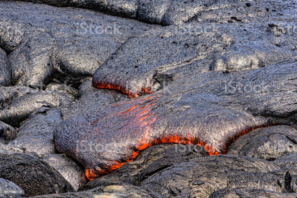 Gambar Batuan Disekitar Kawah - KibrisPDR