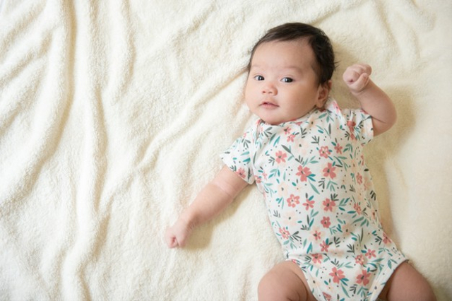 Detail Gambar Bayi 2 Bulan Nomer 50