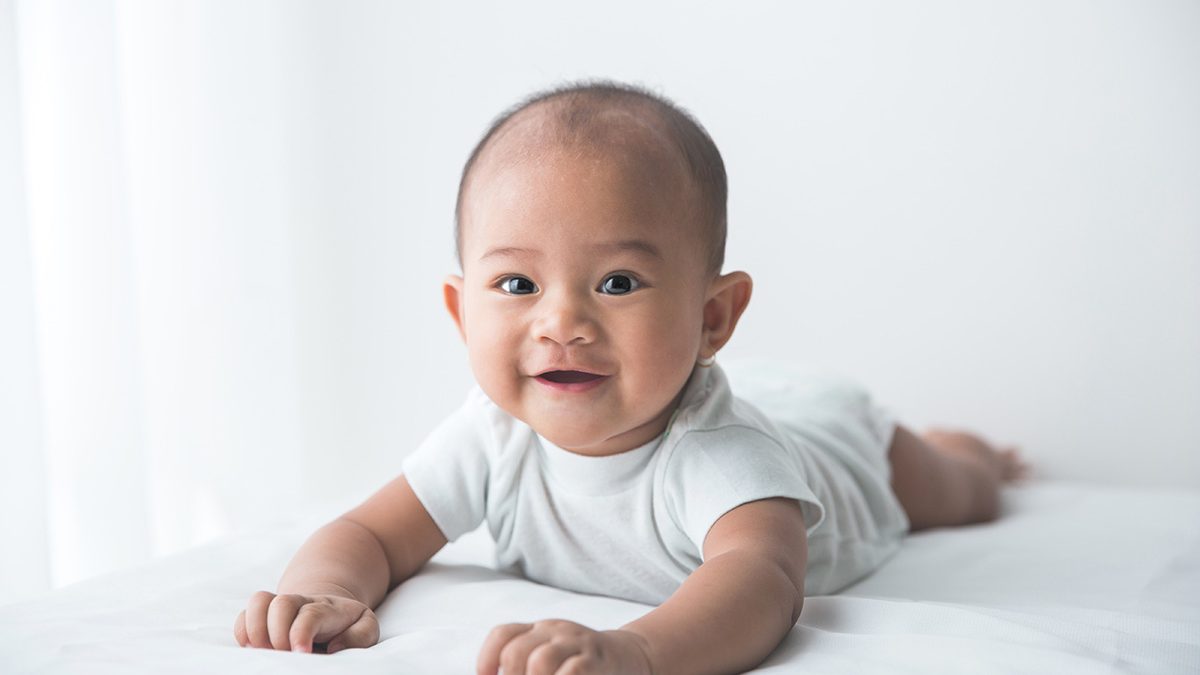 Detail Gambar Bayi 5 Bulan Nomer 19