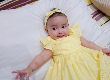 Download Gambar Bayi Cantik Dan Lucu Nomer 34