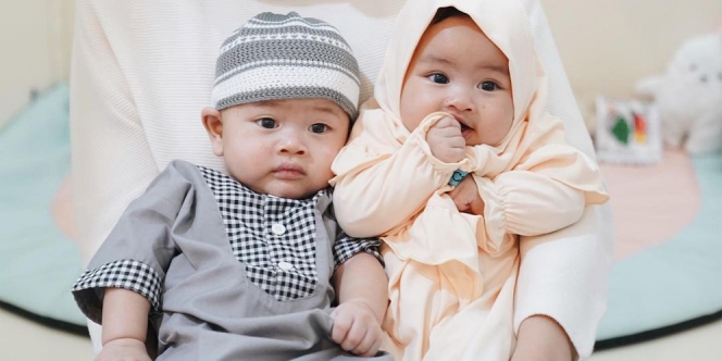 Detail Gambar Bayi Sholeh Lucu Nomer 18