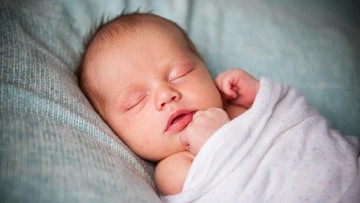 Detail Gambar Bayi Tidur Nomer 15