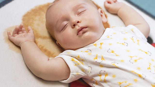 Detail Gambar Bayi Tidur Nomer 22