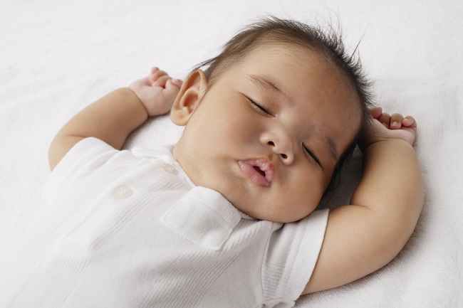 Detail Gambar Bayi Tidur Nomer 23