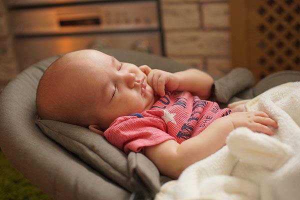 Detail Gambar Bayi Tidur Nomer 38