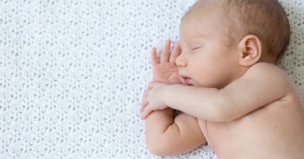 Detail Gambar Bayi Tidur Kasur Nomer 43