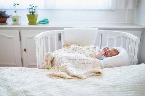 Detail Gambar Bayi Tidur Kasur Nomer 44