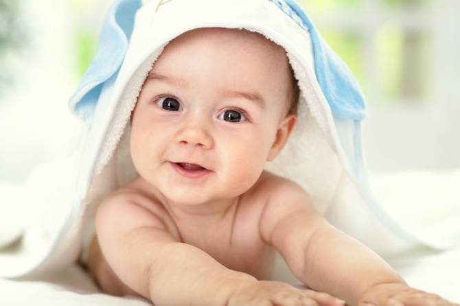 Detail Gambar Bayi Umur 2 Bulan Nomer 21