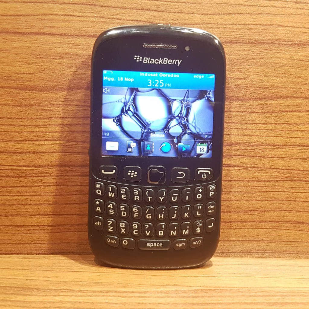 Detail Gambar Bb Davis Nomer 19