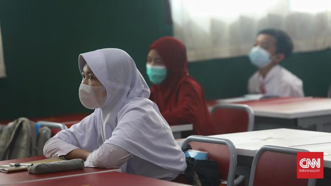 Detail Gambar Belajar Di Sekolah Nomer 26