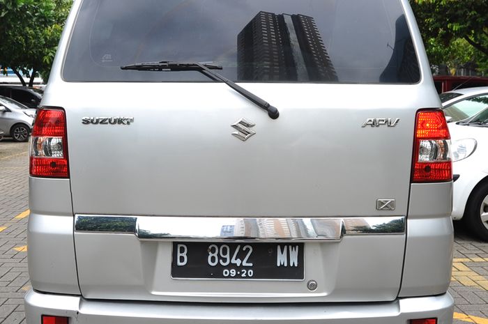 Detail Gambar Belakang Mobil Nomer 6