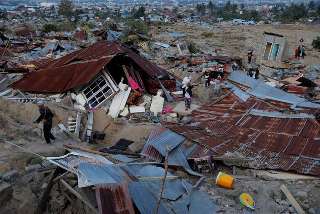 Gambar Bencana Alam Gempa Bumi - KibrisPDR