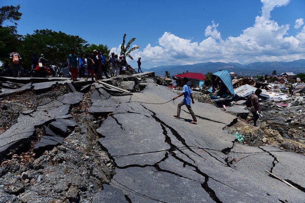 Detail Gambar Bencana Alam Gempa Bumi Nomer 27