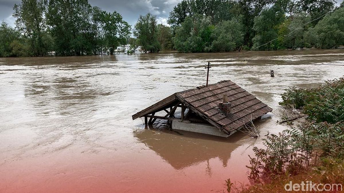 Detail Gambar Bencana Banjir Nomer 37