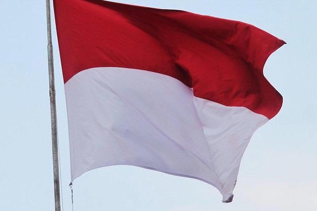 Detail Gambar Bendera Berkibar Indonesia Nomer 40