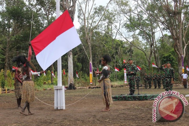 Detail Gambar Bendera Berkibar Putih Png Nomer 40