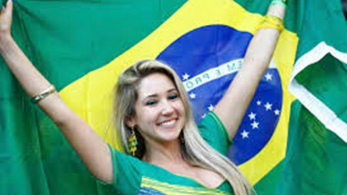 Detail Gambar Bendera Brazil Dan Perempuan Nomer 8