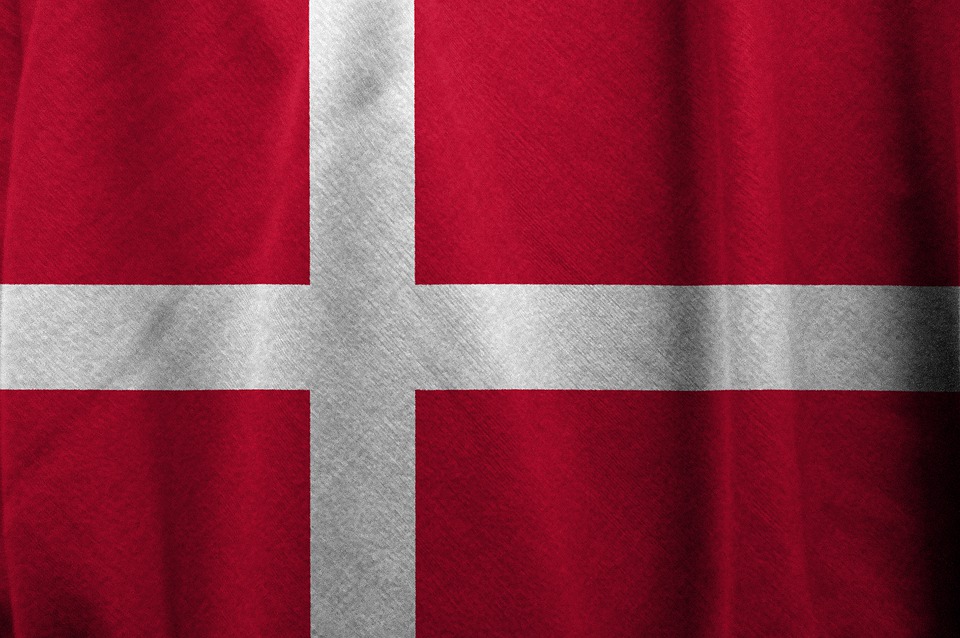 Detail Gambar Bendera Denmark Nomer 16