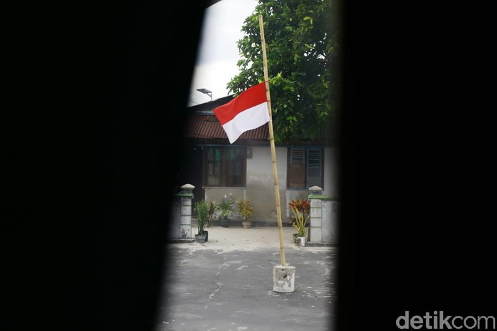 Detail Gambar Bendera Indonesia Setengah Tiang Nomer 13