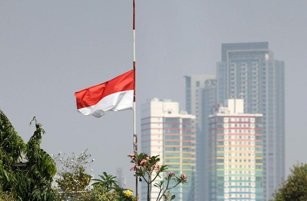 Detail Gambar Bendera Indonesia Setengah Tiang Nomer 31