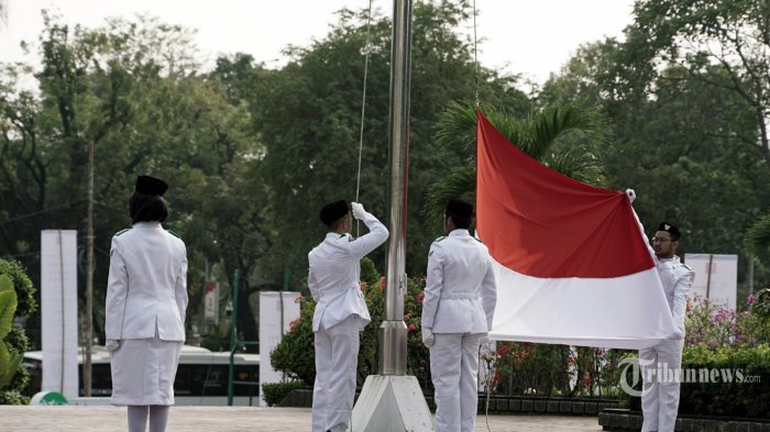 Detail Gambar Bendera Lengkap Nomer 29