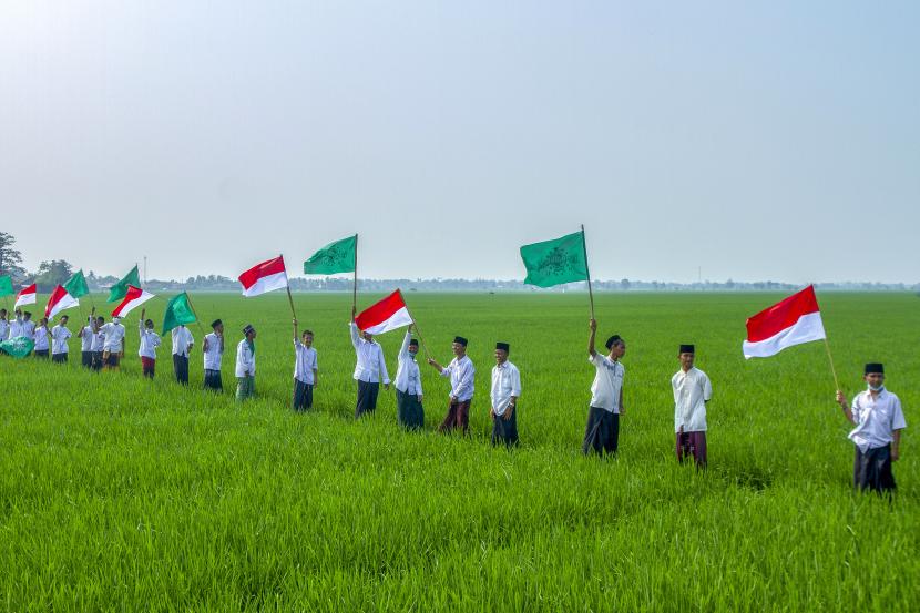 Detail Gambar Bendera Nu Dan Merah Putih Nomer 21