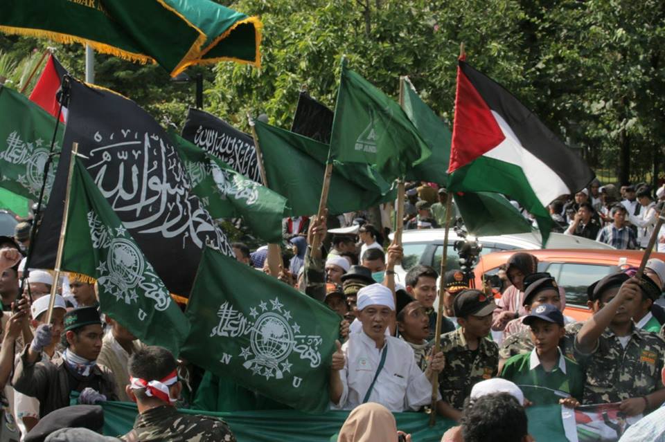 Detail Gambar Bendera Nu Dan Merah Putih Nomer 28