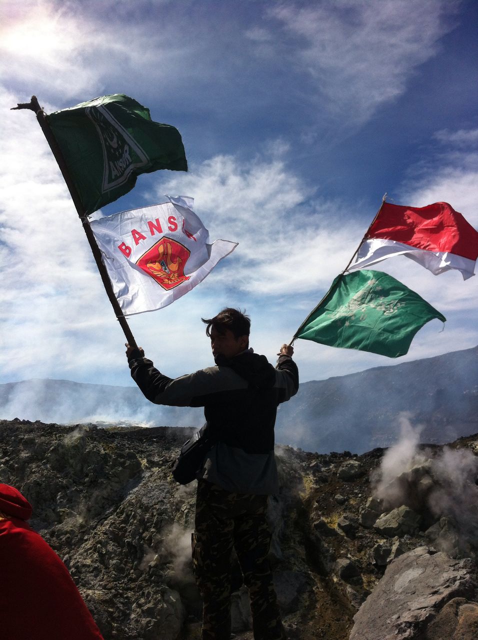 Detail Gambar Bendera Nu Dan Merah Putih Nomer 33