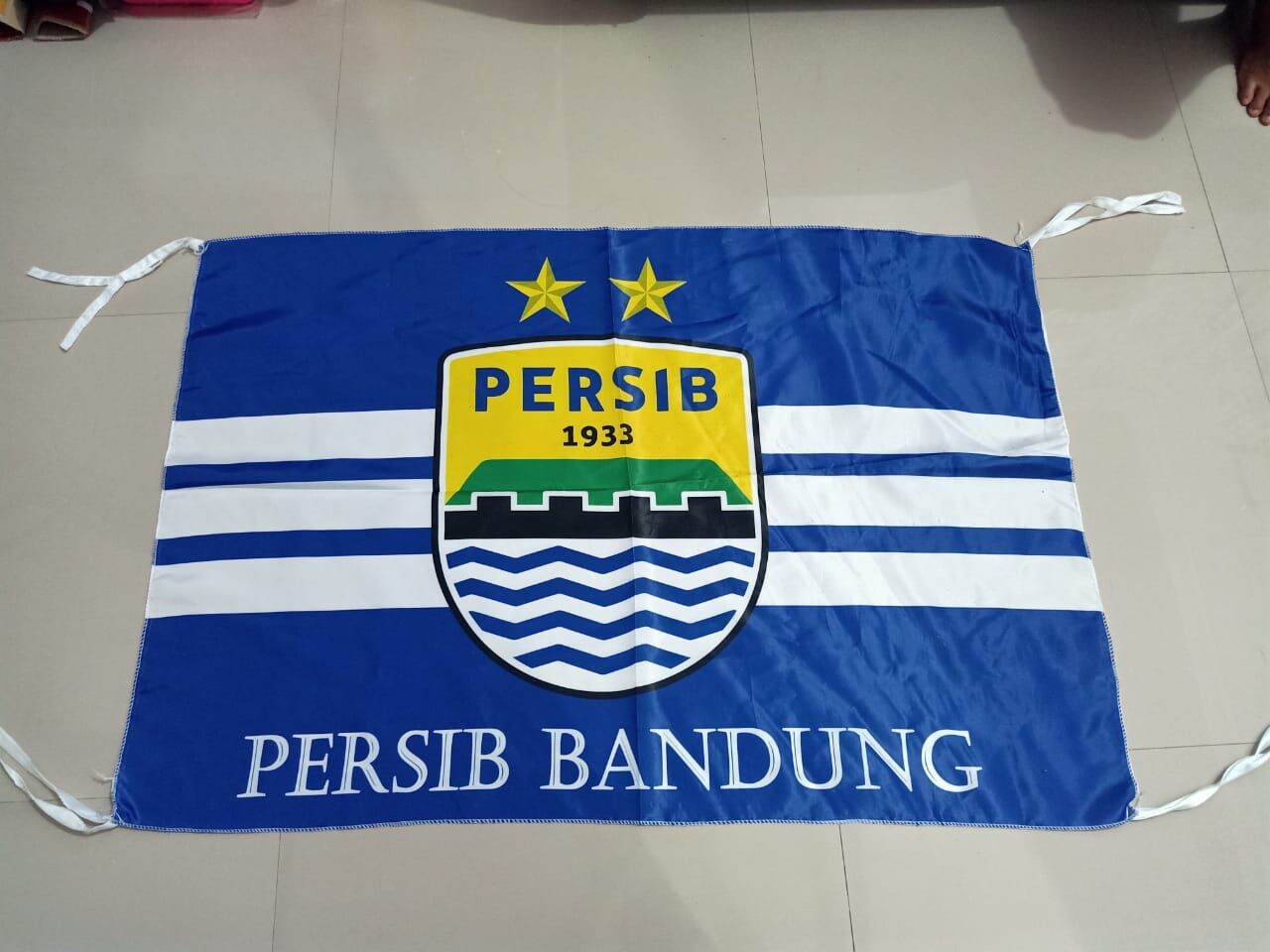 Detail Gambar Bendera Persib Nomer 19