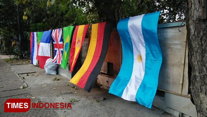 Detail Gambar Bendera Piala Dunia Nomer 23