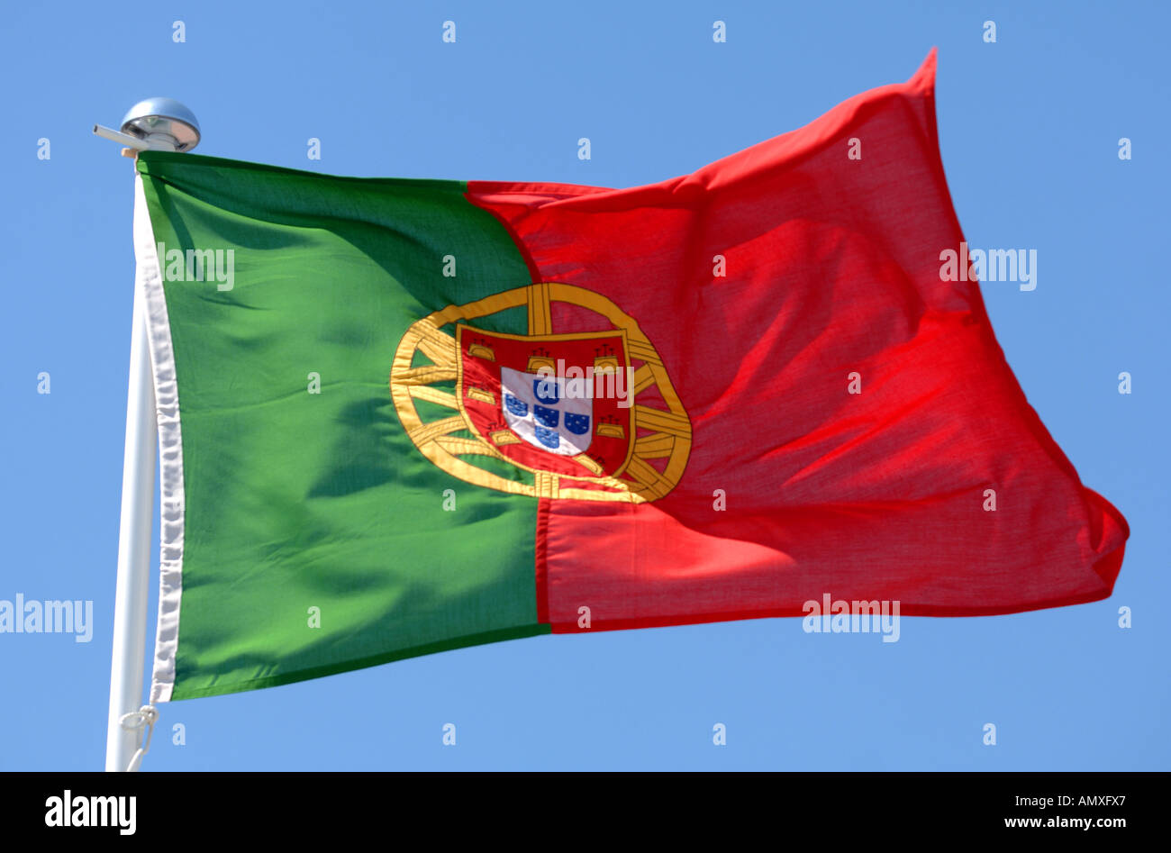 Detail Gambar Bendera Portugal Nomer 7