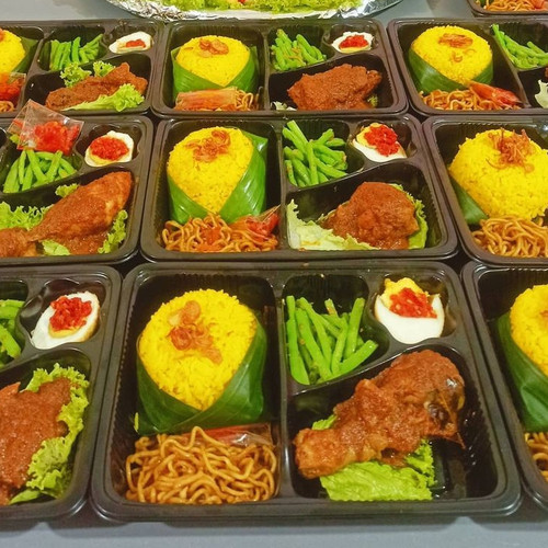 Detail Gambar Bento Nasi Kuning Nomer 26