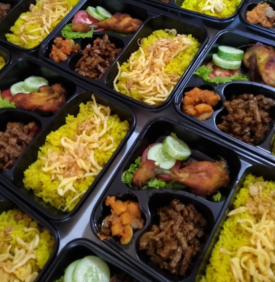 Detail Gambar Bento Nasi Kuning Nomer 27