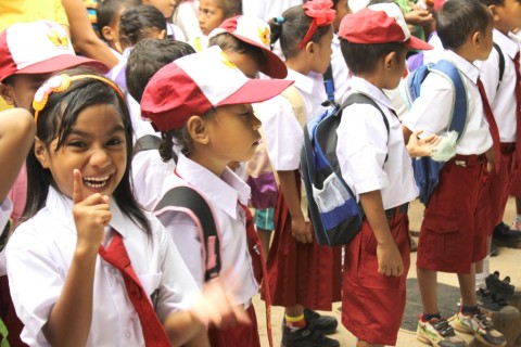 Detail Gambar Berangkat Sekolah Nomer 36