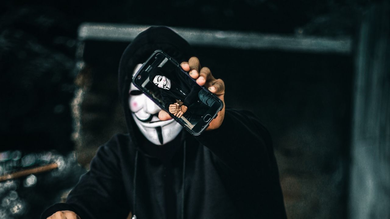 Detail Gambar Bertopeng Anonymous Nomer 37