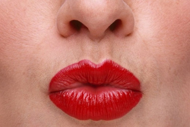 Detail Gambar Bibir Lipstik Merah Nomer 28