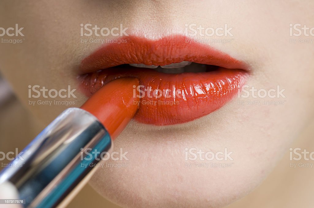 Detail Gambar Bibir Lipstik Merah Nomer 44
