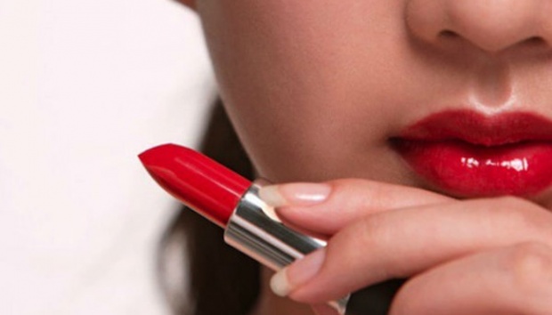 Detail Gambar Bibir Lipstik Merah Nomer 9