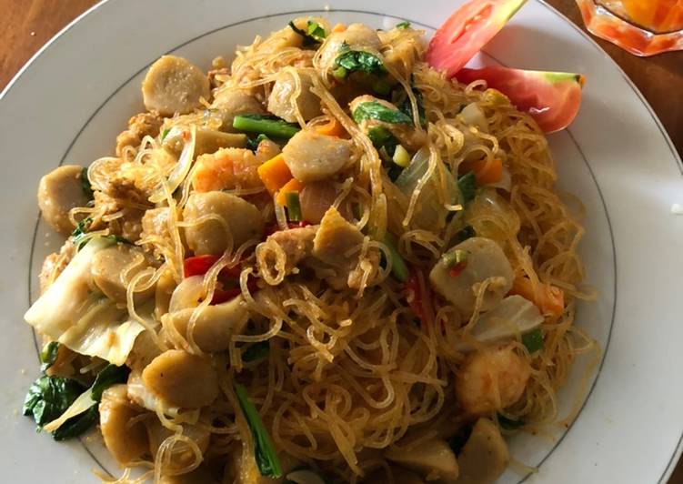 Detail Gambar Bihun Goreng Spesial Nomer 23