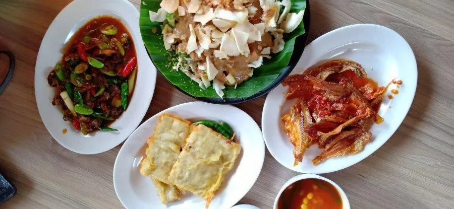 Detail Gambar Bikin Menu Makanan Gambar Bikin Menu Makanan Saung Nomer 26