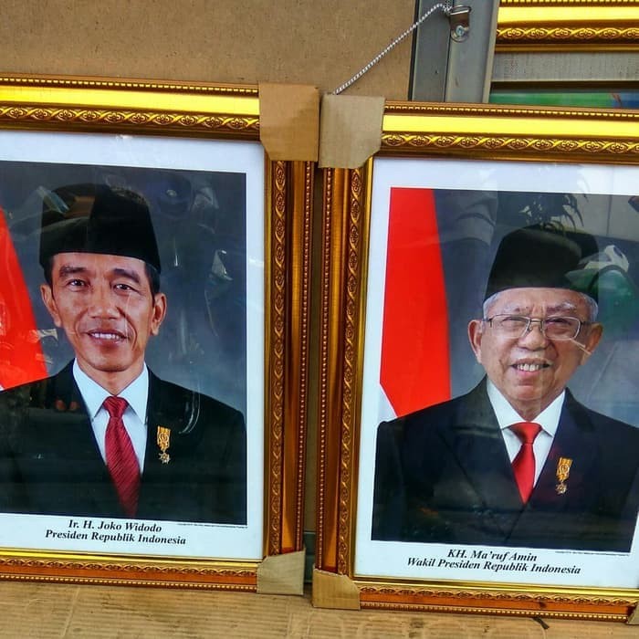 Detail Gambar Bingkai Foto Presiden Nomer 4