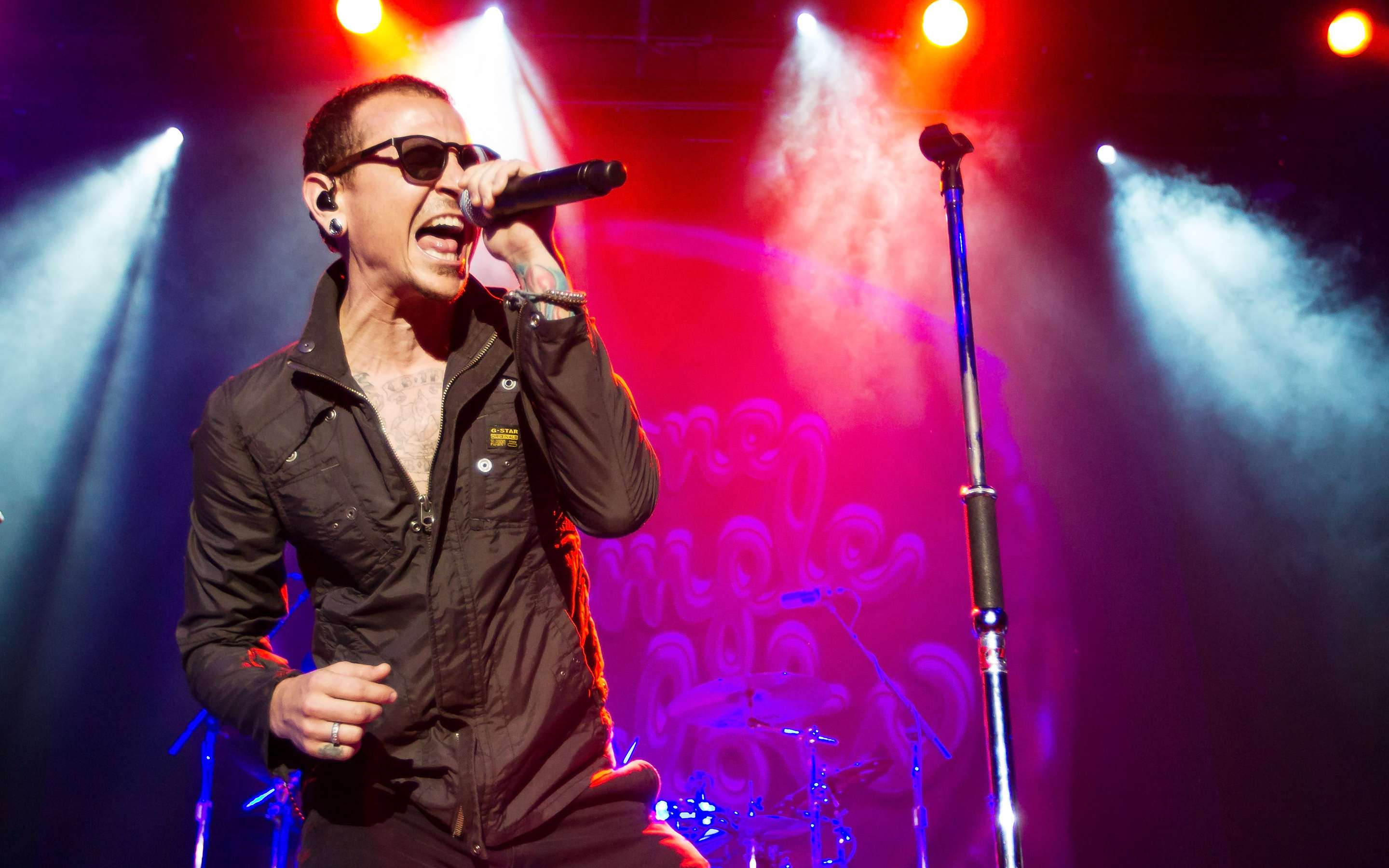 Detail Chester Bennington Hd Wallpaper Nomer 50